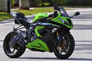 Ninja ZX-6R 100 km’de Kaç Litre Yakıt Tüketir? - Kapak Görseli