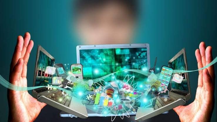 Teknolojinin Hayatımızdaki En Büyük Faydası Nedir? - Kapak Görseli